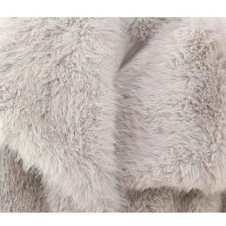 Elegant faux pelsjakke for maksimal varme